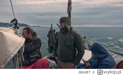 dizel81 - Miszkin zły bo jedyna kobieta na łódce, przy wyprawie na Spitsbergen bardac...