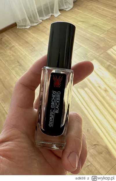 adk08 - Siedzieć i pachnieć rozgniecioną jerzynką, to mój cel na dzisiaj. 
#perfumy