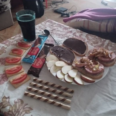 AgentGRU - Niedzielne śniadanie samotnego mężczyzny po 30 
#przegryw