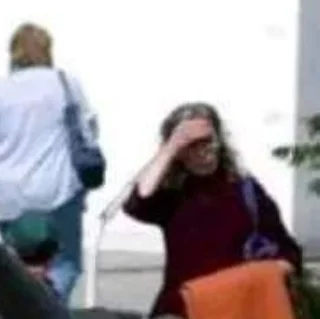 skrytek - @jabol6000 ociehój