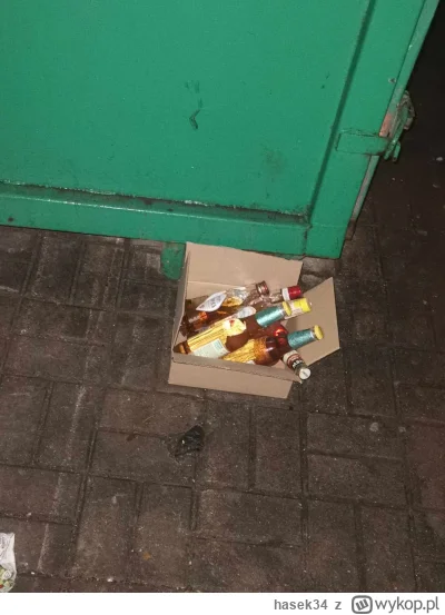 hasek34 - NIE MA TO JAK ZROBIC DOBRY UCZYNEK W SYLWESTRA, NA ZDROWIE
#sylwesterzwykop...