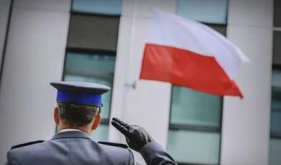 xiv7 - Można mieć różne zastrzeżenia do policji ale trzeba przyznać że 11 listopada o...