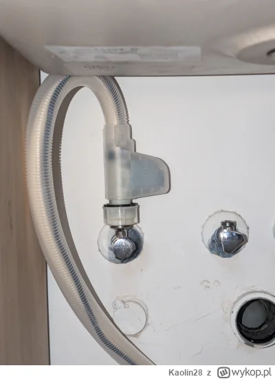 Kaolin28 - Zamontowali mi dziś kuchnie, zawór wyjścia wody pod zmywarkę ze ściany dew...