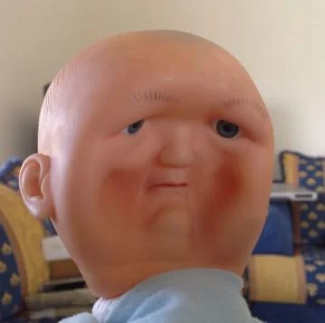 T.....t - @sandsniffer: co jes kuurr