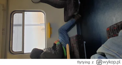 flytying - #pkp #afera

Powiedzcie mi proszę na #!$%@? mam kupować bilet za 18 zł dzi...