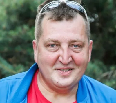 vitreux - @Mrtinez:  to jest #!$%@? cały Adam Kraśko z rolnik szuka żony