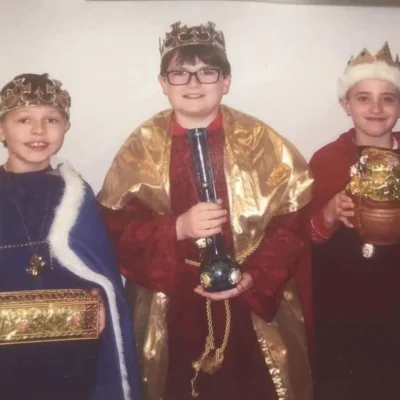 anoysath - Kiedy pożyczyłeś kadzidło od starszego brata:

#heheszki #humorobrazkowy