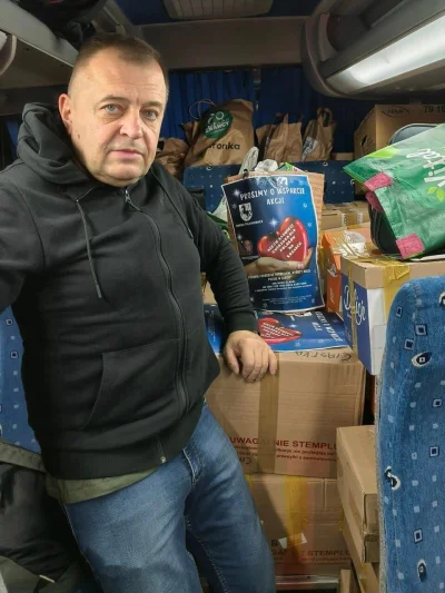 Wloczypsuj - Wiesław Nowakowski ze Stowarzyszenia Wspólnota i Pamięć nie został wpusz...