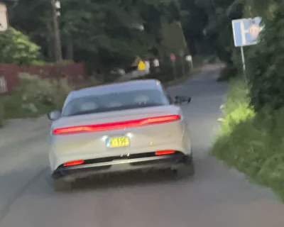 okoboji - Lucid Air czyli elektryk za ponad milion robi mega wrażenie na drodze
#luci...