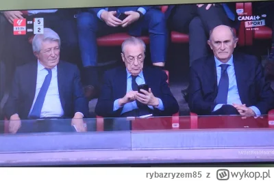 rybazryzem85 - ,,Tu nie ma co trenować, tu trzeba dzwonić''
#mecz #laliga #realmadryt