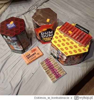 Eskimoswkonkubinacie - #fajerwerki #sylwester 
Świzdu, gwizdu 500zl pójdzie w p---u x...