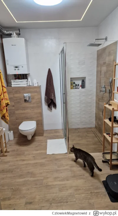 CzlowiekMagnetowid - @nowszyja Jestem Twoim final bossem( ͡º ͜ʖ͡º)

Jak widać w odbic...