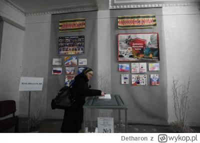 Detharon - @Detharon: kolejne zdjęcie z Donbasu, tym razem w tle laurki ku czci Rosji...