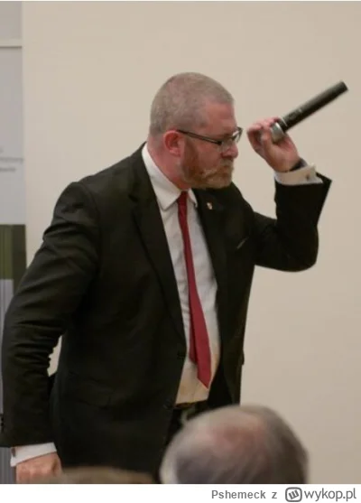 Pshemeck - Braun na mikrofonie w głowie się nie mieści
J*bać leszczy z lamusami się n...