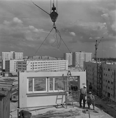 TillCollapse - Ciekawy wpis na temat bloków z wielkiej płyty oraz aktualnej narracji ...