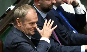 PanAlbert - Poważny premier poważnego kraju w poważnym parlamencie xD

a lewactwo rob...