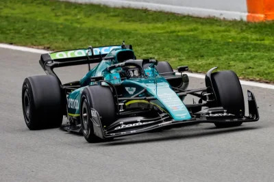 JednaRenkaJedenKaleka - Aston z 2022 z kołami na 2026
#f1