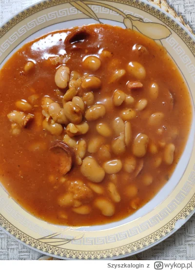 Szyszkalogin - #przegryw Chłop z kołchozu wrócił głodny jak pies. #glodnyjakpies