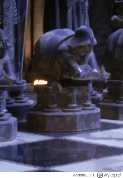 Kornik885 - #famemma Muran jak naciera to wygląda jak ten garbaty gargulec z Harrego ...