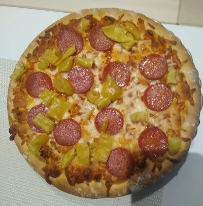 jednorazowka - Pizza z Kauflandu – stone baked, diavolo. 6/10, raczej nie polecam

#p...