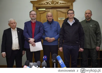 dominowiak - @MadaIvar: zesranie się o czyjś wzrost XD
to takie dorosłe. Patrz, KONUS...