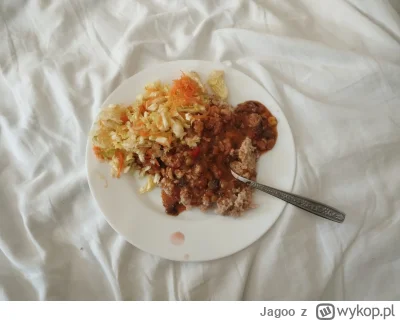 Jagoo - Dobrze karmią na tym WAM w Łodzi, serio. Do tego mam jakąś zupkę. Ciągle jest...