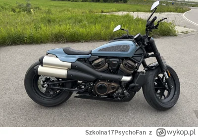 Szkolna17PsychoFan - Siema #motocykle ostatnio kupiłem sobie #harleydavidson więc tro...