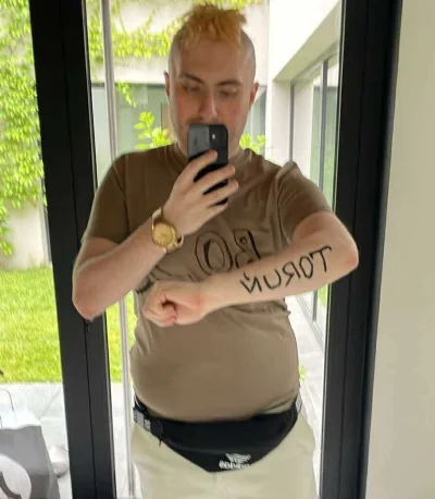 alljanuszx - Podczas nieobecności cuckolda władzę w Toruniu przejmuje on:

#famemma