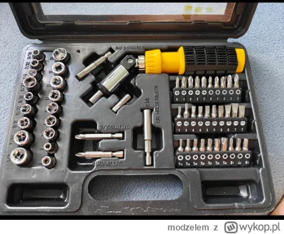 modzelem - Kto może być producentem takiego cuda?
Topex?
Brak oznaczeń.

#majsterkowa...