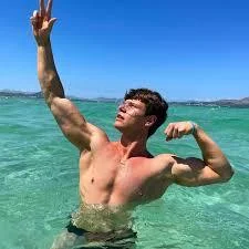 LewCyzud - Natanowi udalo sie utrzymac swoja "legende" za granica, on przegral nie w ...