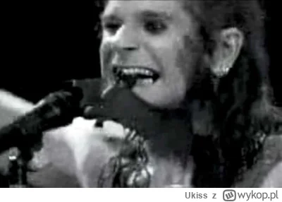 Ukiss - Brytyjski muzyk, Ozzy Osbourne, podczas jednego z występów w 1982 roku odgryz...