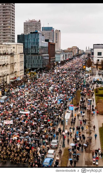 damienbudzik - Fajnie, że tyle osób było. Serce rośnie jak się widzi takie tłumy bron...
