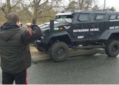 Koster - @zielonka_mediamilczo dokładnie 
nawet grupa "paramilitarna" nie dała rady (...