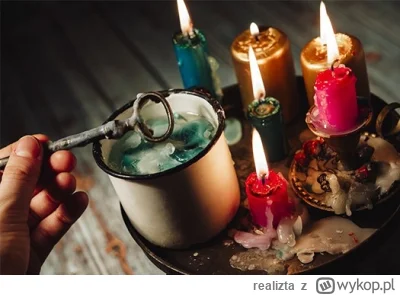 realizta - Najbardziej mnie bawi w tej nagonce na #halloween przez #kosciol i #religi...