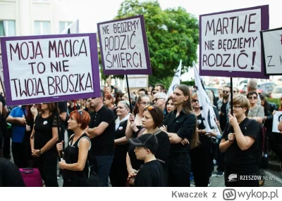 Kwaczek - @Cactushead: Co to? Protest czarnych macic w Afryce? Bardzo pozytywny. Nie ...