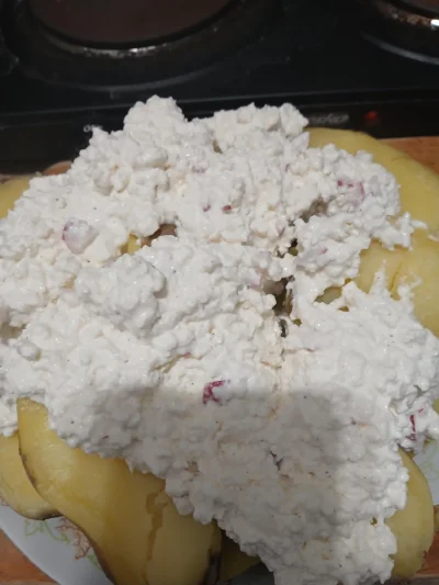 KrolCyganowWladcaPatologii - Huop poyebany i zrobił pyry z gzikiem, no odyebało mu
#p...