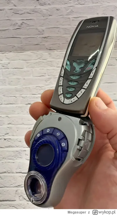 Megasuper - W czasach, gdy telefony komórkowe nie miały jeszcze wbudowanych aparatów ...