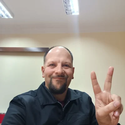 MikSob1985 - I po dyżurze.
Dziękuję za wszystkie rozmowy i zgłoszone tematy. 

Na kol...