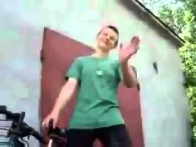 adam-pajac - @Arvin: wygląda jak ta buda co Paweł z niej skakał