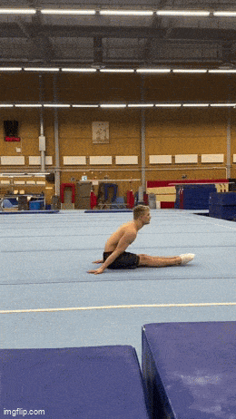 wfyokyga - Nadgarstki mnie bolą, jak to widze