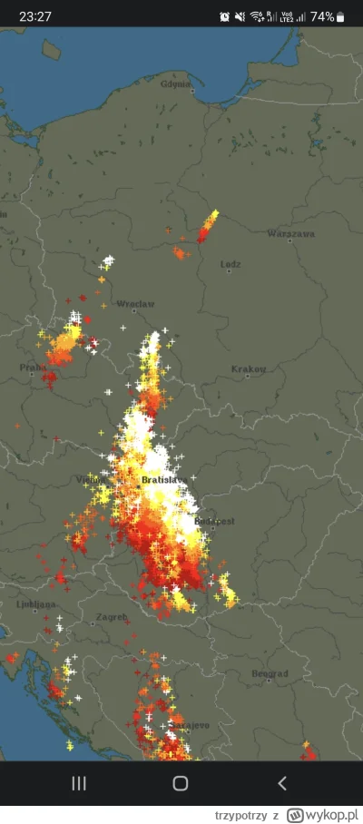 trzypotrzy - Ciekawe jak to wygląda na miejscu. Może akurat ktoś przejazdem? ;)
#burz...