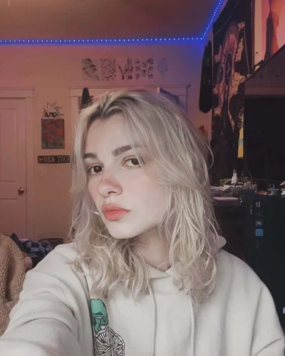 agent-agentury - Zdjęcie prawdopodobnego pokoju zamordowanej ukrainki. Oprócz braku p...