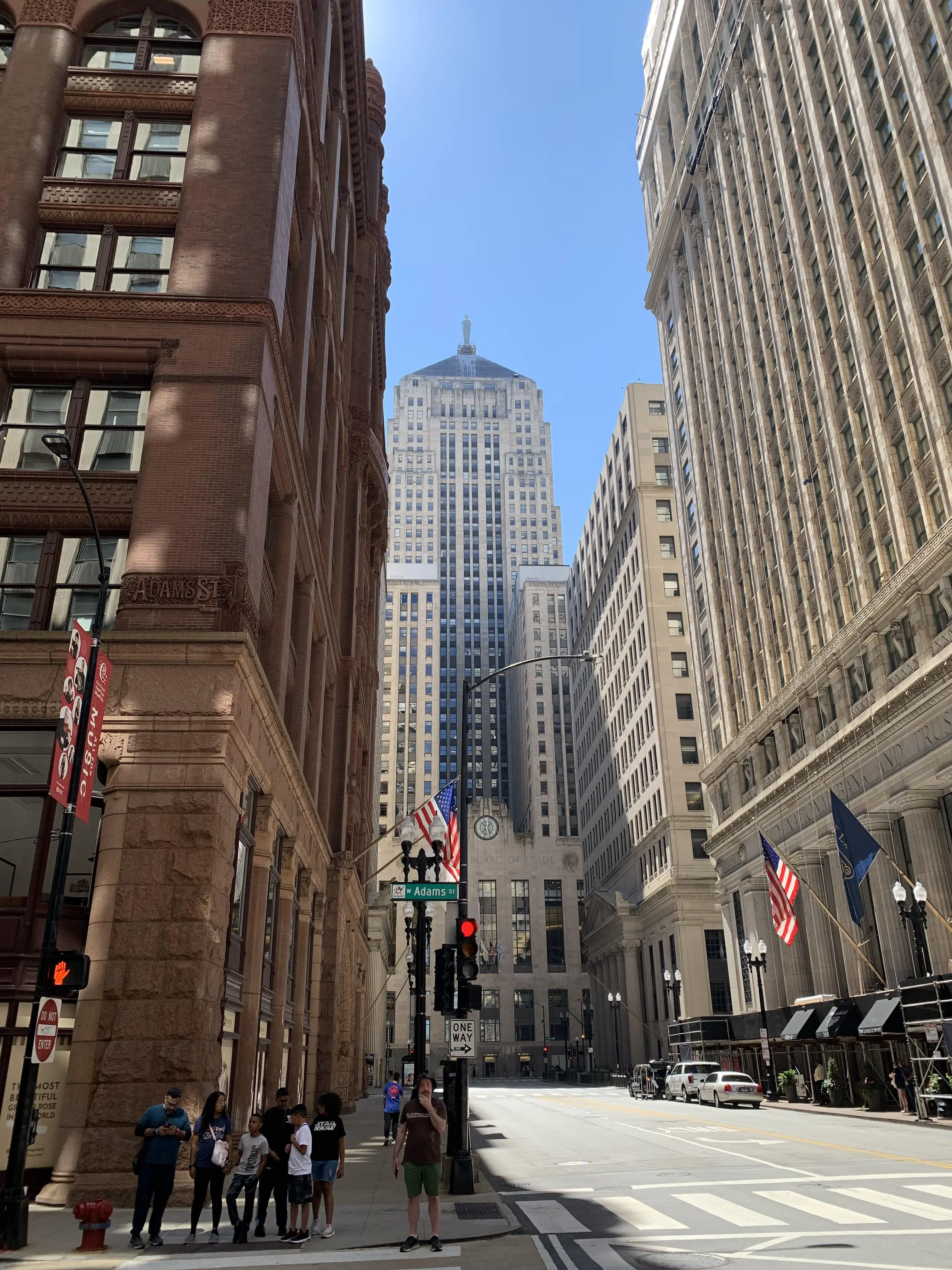 wfyokyga - Centrum Bytomia i ambasada USA po prawej