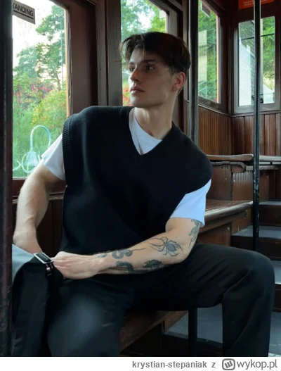 krystian-stepaniak - @Mirek224: Przykładowy facet który o siebie dba i ma coś sensown...