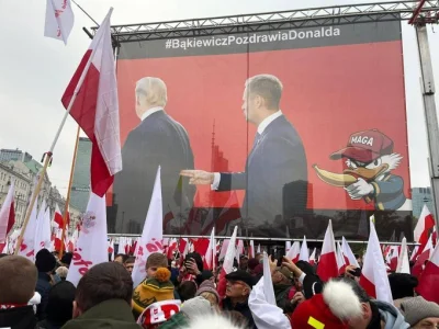 TrabziPL - #marszniepodleglosci jednak Donald Tusk jest na marszu #polityka