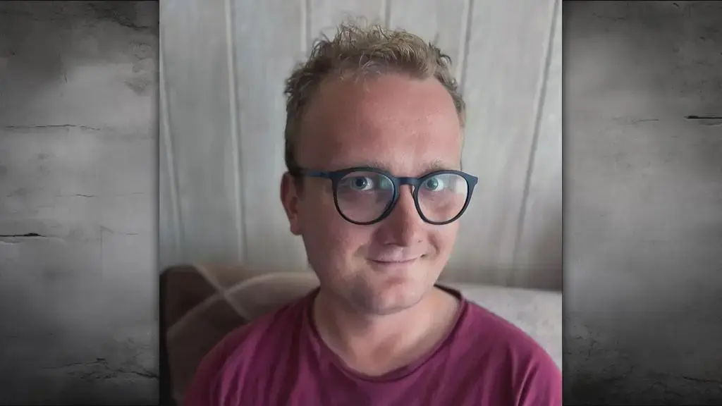 thorgoth - Smutna jest historia tego poćwiartowanego 31-letniego Mateusza. Troche prz...