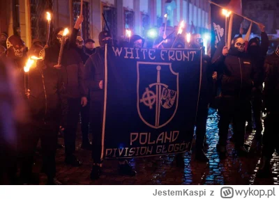 JestemKaspi - @alibaski: w polsce nie ma wcale antysemityzmu ani rasizmu, wymyslilisc...