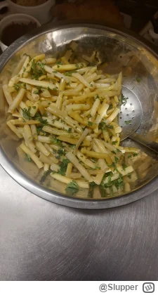 Slupper - Normalnie sobie robię całą michę fasolki szparagowej. Gotowana, z masłem i ...