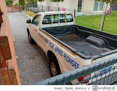 maszfajnedonice - Powie mi ktoś dlaczego Toyota Hilux z 2015 roku może tak korodować?...