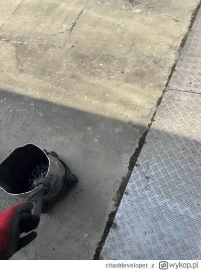 chaddeveloper - Zapomniałem się Mirkom pochwalić mam dwie zdrowe rączki i nóżki także...